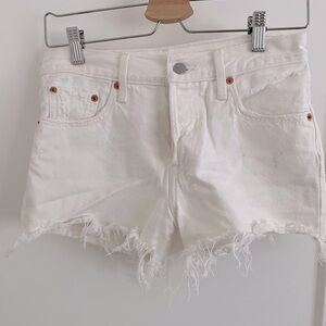 Levi’s white shorts